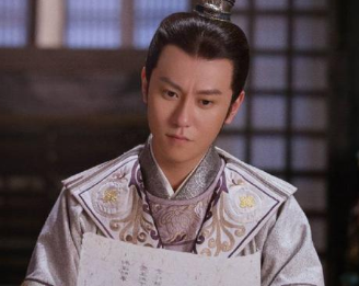 纵观历史，为什么只有唐代没有权相、清代没有权臣呢？