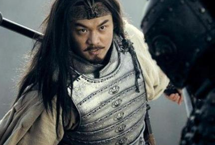 马超能让曹操割须弃袍逃跑 刘备为什么还不重用马超