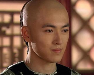 雍正为何要剥夺了弘时的皇室宗籍?他做了什么事情？