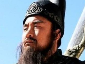 水浒传中关胜最不喜欢的两个好汉分别是谁？