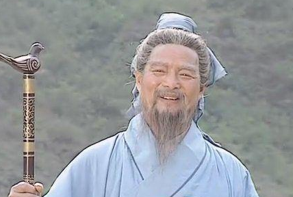 诸葛亮的岳父为何要救东吴的陆逊呢？
