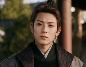 王莽为什么能在三十岁这年，被封为新都侯？