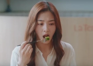 《爱很美味》方欣喜欢谁？方欣和谁在一起了？