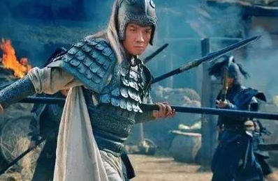 为什么刘备一生都没有重用赵云呢?