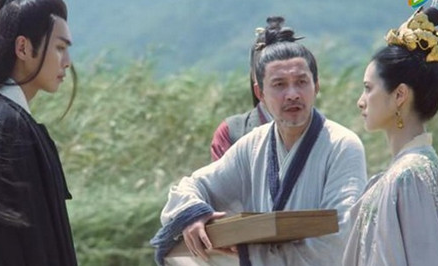 《雪中悍刀行》徐凤年为什么带走靖安王妃 徐凤年有什么目的