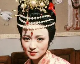 红楼梦中谁才是秦可卿心里最记挂的人？是秦钟吗？