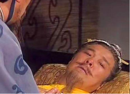 诸葛亮在蜀汉担任什么职位？军师还是丞相