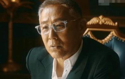 《流金岁月》叶谨言跟蒋南孙的小姨是什么关系？
