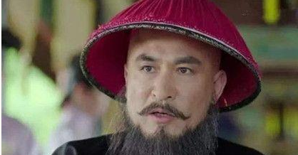 康熙对主犯鳌拜只是囚禁，为何却严厉处置从犯班布尔善?