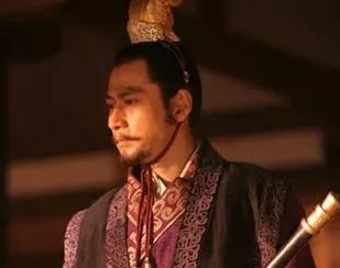 李渊把兵权交给李世民，而非李建成的原因是什么？