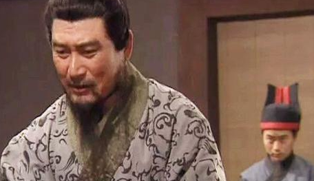 曹操乃爱才之人，真会因为杨修的小聪明就杀了他吗？