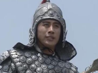 敢打关羽马超，长坂坡时许褚为何不打张飞赵云？