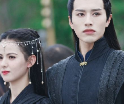 《春来枕星河》该剧是根据小说改编的吗 领衔主演是谁