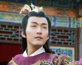 朱由校的文化水平堪忧，他是如何批阅奏折的？