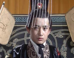 孙峻犯了什么错？他为什么会被家族踢出族谱？