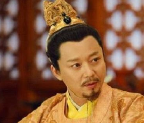 明孝宗朱祐樘的童年经历是怎样的？他在位期间有哪些作为？