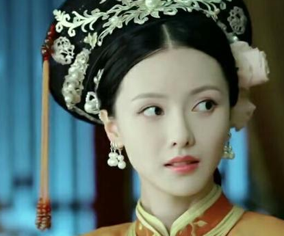 惇怡皇贵妃跟雍正是什么关系？她是怎么当上贵妃的