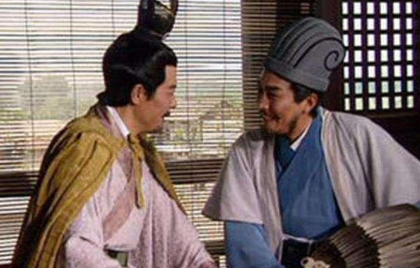 诸葛亮在蜀汉的身份仅仅只是丞相吗？