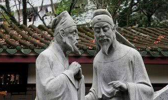 被皇帝发配八千里，韩愈的一生如何评价？