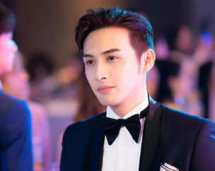 《我和我们在一起》主演阵容如何？在什么平台播出？