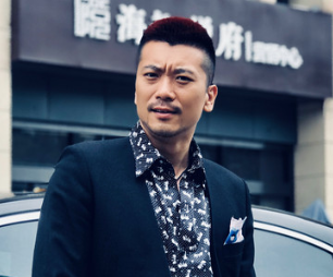 《不说再见》热播，王大奇出演毒枭大哥