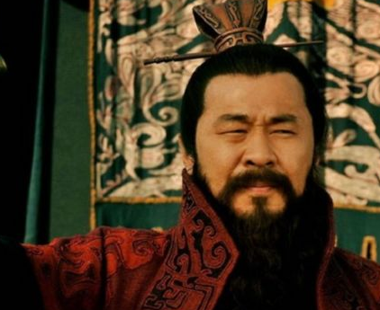 郭嘉和荀彧相比 两人谁才是曹操手下的第一谋士