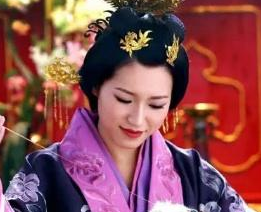 窦德妃在后宫中过着怎样的生活？她的结局是怎样的？