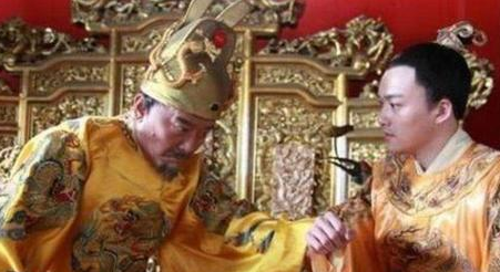 古代太子登基后肯定需要自己的班底 皇帝为什么不给太子结党