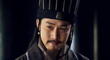 揭秘：刘备身边地位最高的臣子是谁呢？