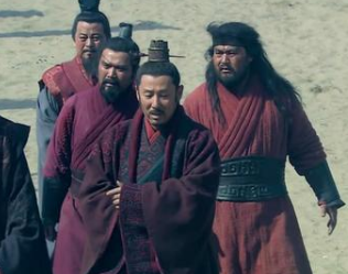 在汉初三杰之中谁的功劳是最大的？又是如何排名？