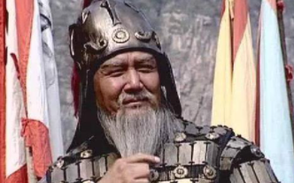 黄忠的前半生都在干嘛？为何默默无闻呢？