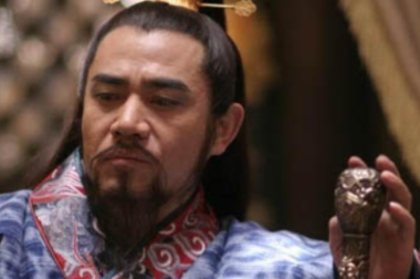 徐光启是如何看待传教士的？他和利玛窦的关系如何？