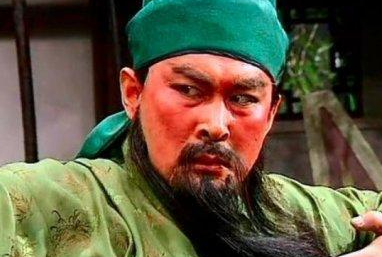 诸葛亮为何要派关羽战马超呢？是为了激张飞吗？
