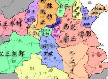 垓下之战项项羽为何无法翻盘？刘邦又为何能迅速发展？
