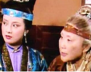 红楼梦中贾宝玉成为纨绔子弟与贾母的宠溺有何关系？