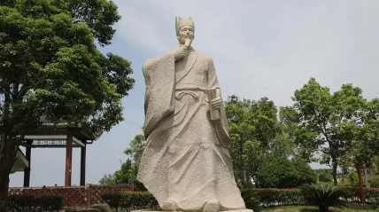 颜延之《嵇中散》：此诗歌咏的对象是魏晋名士嵇康