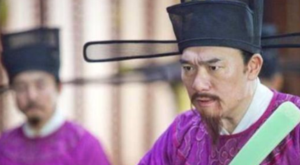 对于后世来说，逼迫皇帝退位的张柬之是一个忠臣吗？