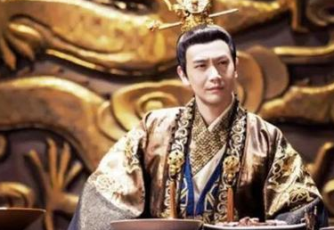 李渊退位后生了很多还在，武则天是如何解决的？