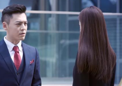 《舒克与桃花》陈晓饰演的是谁？女主还是他大学同学