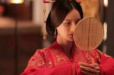 曹丕后妃美女如云，他为何在位7年就去世了？