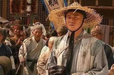 早期朱元璋被他的雇主大骂，他称帝后如何处置雇主的？