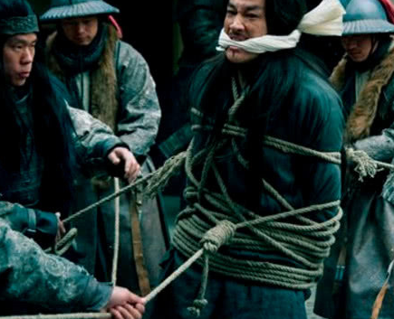 曹操在杀吕布的时候 曹操为什么先勒死再砍头