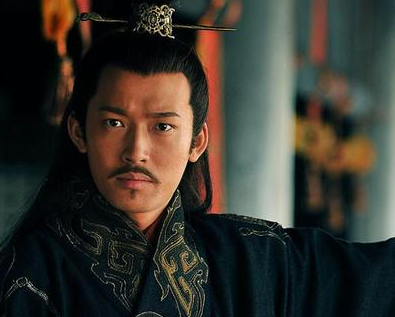 孙权能向曹丕俯首称臣 刘备为什么不可以