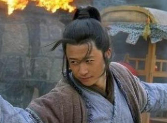 鼓上蚤时迁在梁山的排名为何那么低？原因是什么