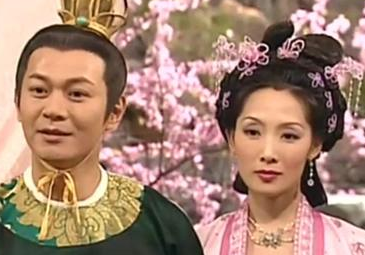 梅妃在唐玄宗心中是什么地位？她为何会投井自杀