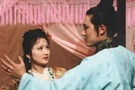 美男子拒绝与公主交往，却因一件事搞臭名声