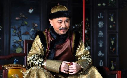 年羹尧手握几十万的大军，怎么就轻易被雍正给罢免了？