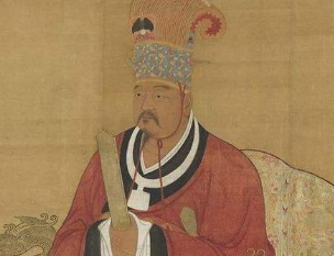 龙袍是什么时候开始出现的？龙袍上的龙纹又是什么时候出现的？