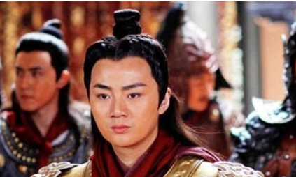 李建成被李世民射杀之后，李世民为何还要砍掉他的头？