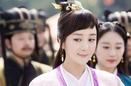 宰相怕老婆不敢回家，皇帝竟赐毒酒给宰相夫人